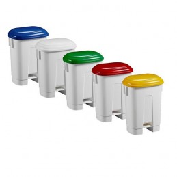 Poubelle 60 litres à pédale avec couvercles de couleurs différentes pour le tri sélectif.